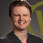 World of Warcraft: Ateşi yeniden alevlendirmek için usta Johnny Cash'in dönüşü. World of Warcraft veteran Johnny Cash returns to Blizzard, and old blood is what the MMO needs